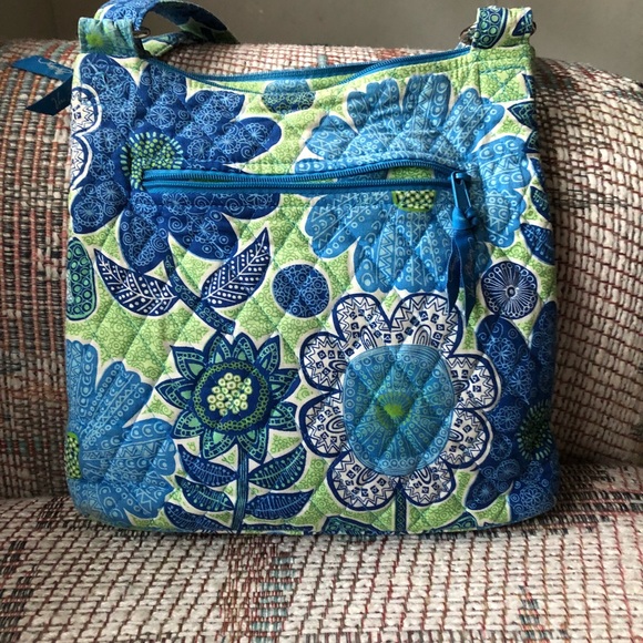 Vera Bradley purse in shades of blue & lime green - Picture 2 of 8